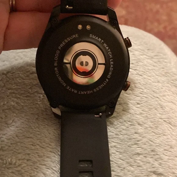 Smart watch New In Box - Picture 6 of 7